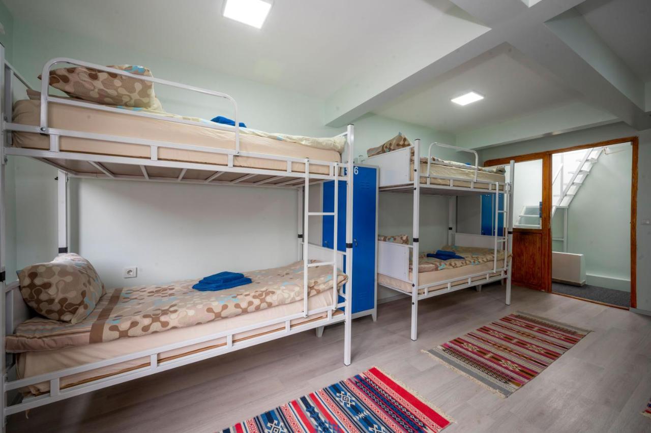 Xalila Hostel & Cafe Ladies Room イスタンブール エクステリア 写真