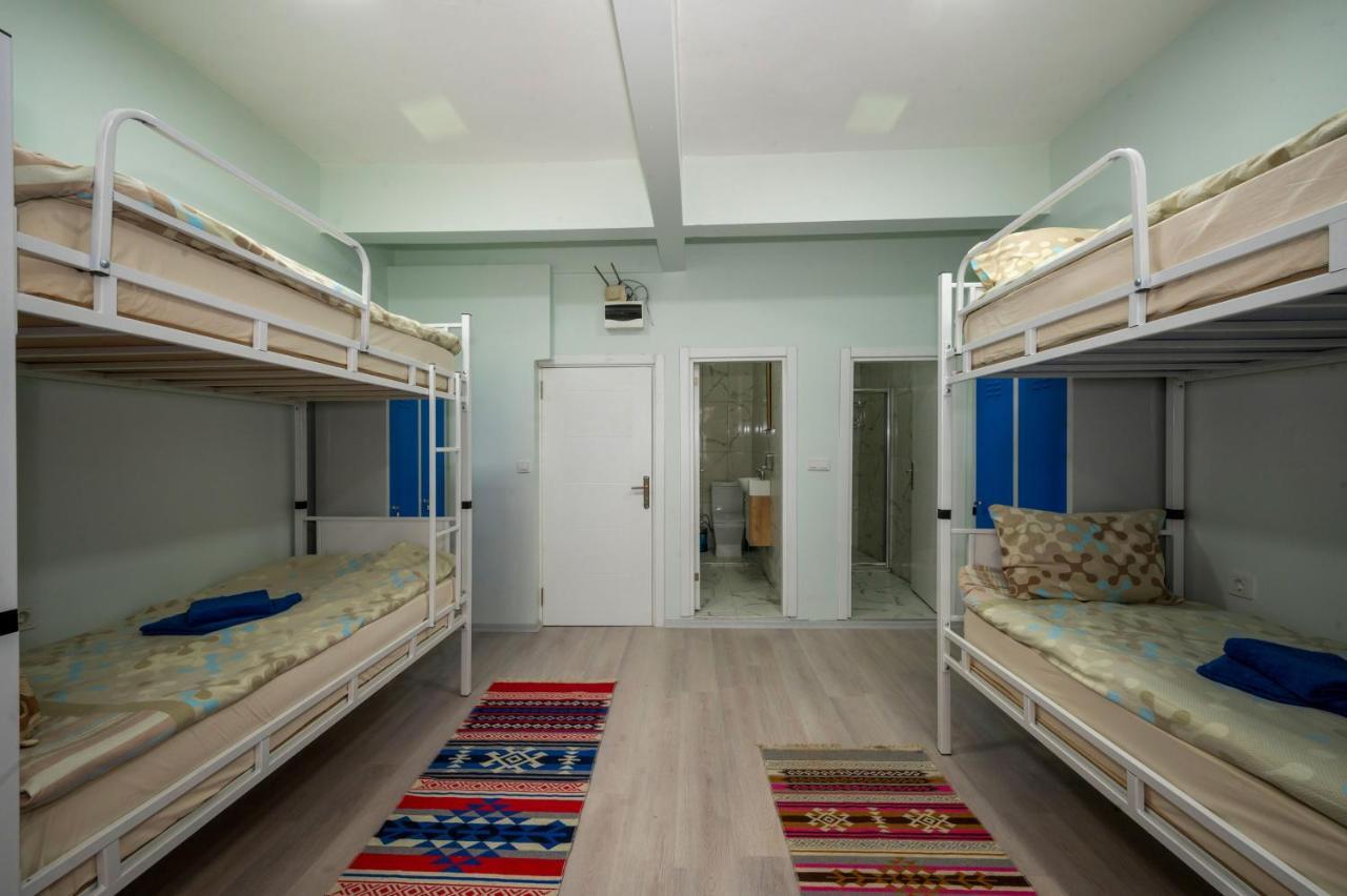 Xalila Hostel & Cafe Ladies Room イスタンブール エクステリア 写真