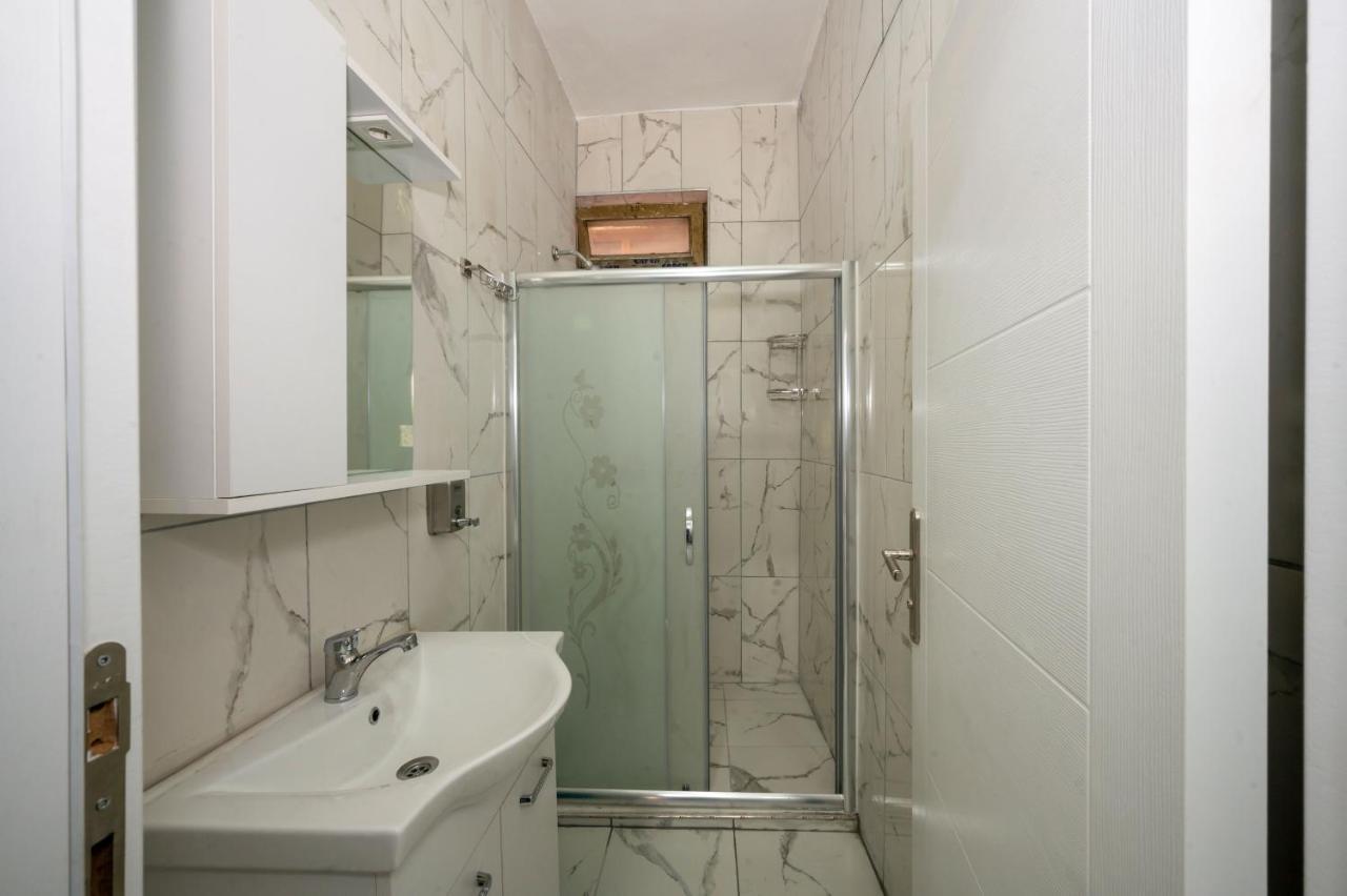 Xalila Hostel & Cafe Ladies Room イスタンブール エクステリア 写真