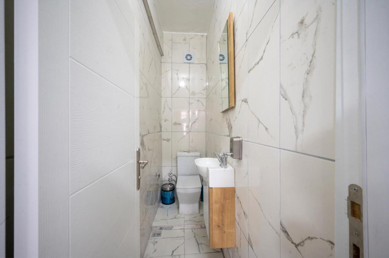 Xalila Hostel & Cafe Ladies Room イスタンブール エクステリア 写真